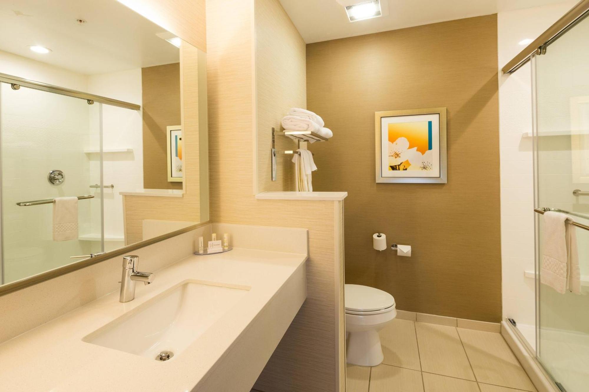 Fairfield Inn & Suites By Marriott Detroit Chesterfield Экстерьер фото